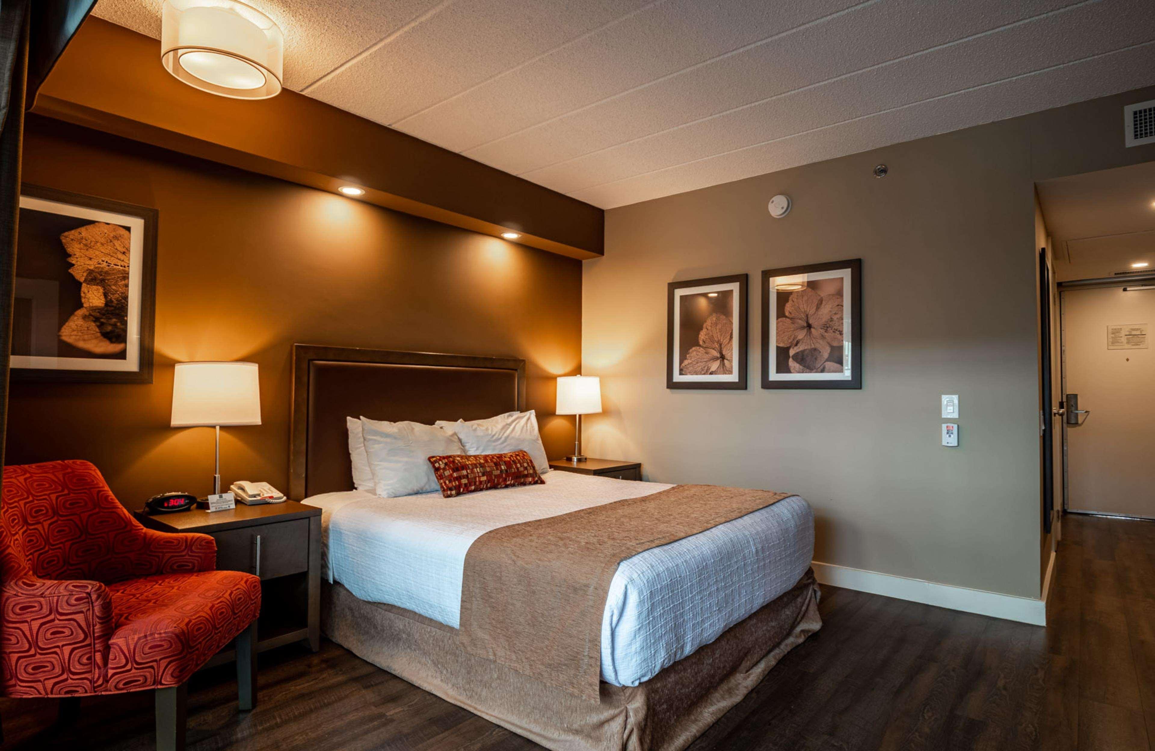 Best Western Plus Cairn Croft Hotel Niagara Falls Exterior photo