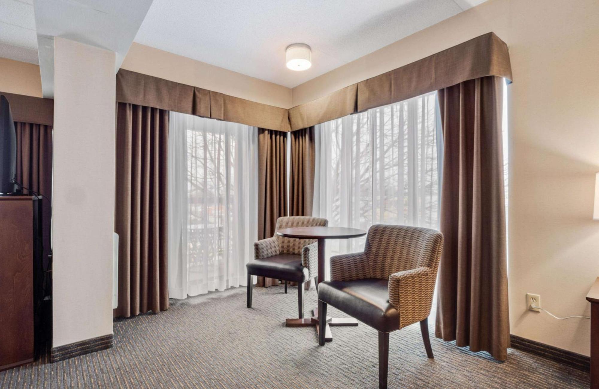 Best Western Plus Cairn Croft Hotel Niagara Falls Exterior photo